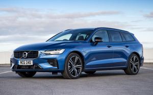 Volvo V60 T8 R-Design (UK) '2019
